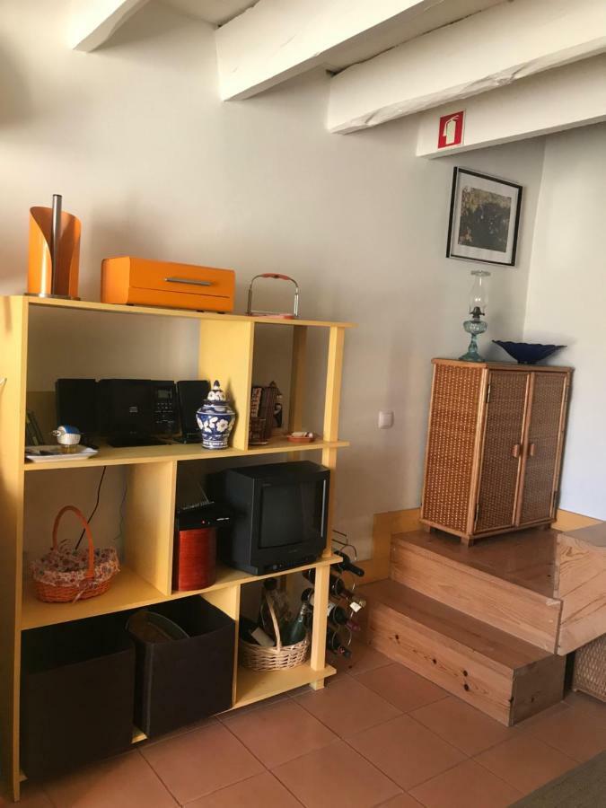 Adobe Typical Cottage Alpalhao  외부 사진